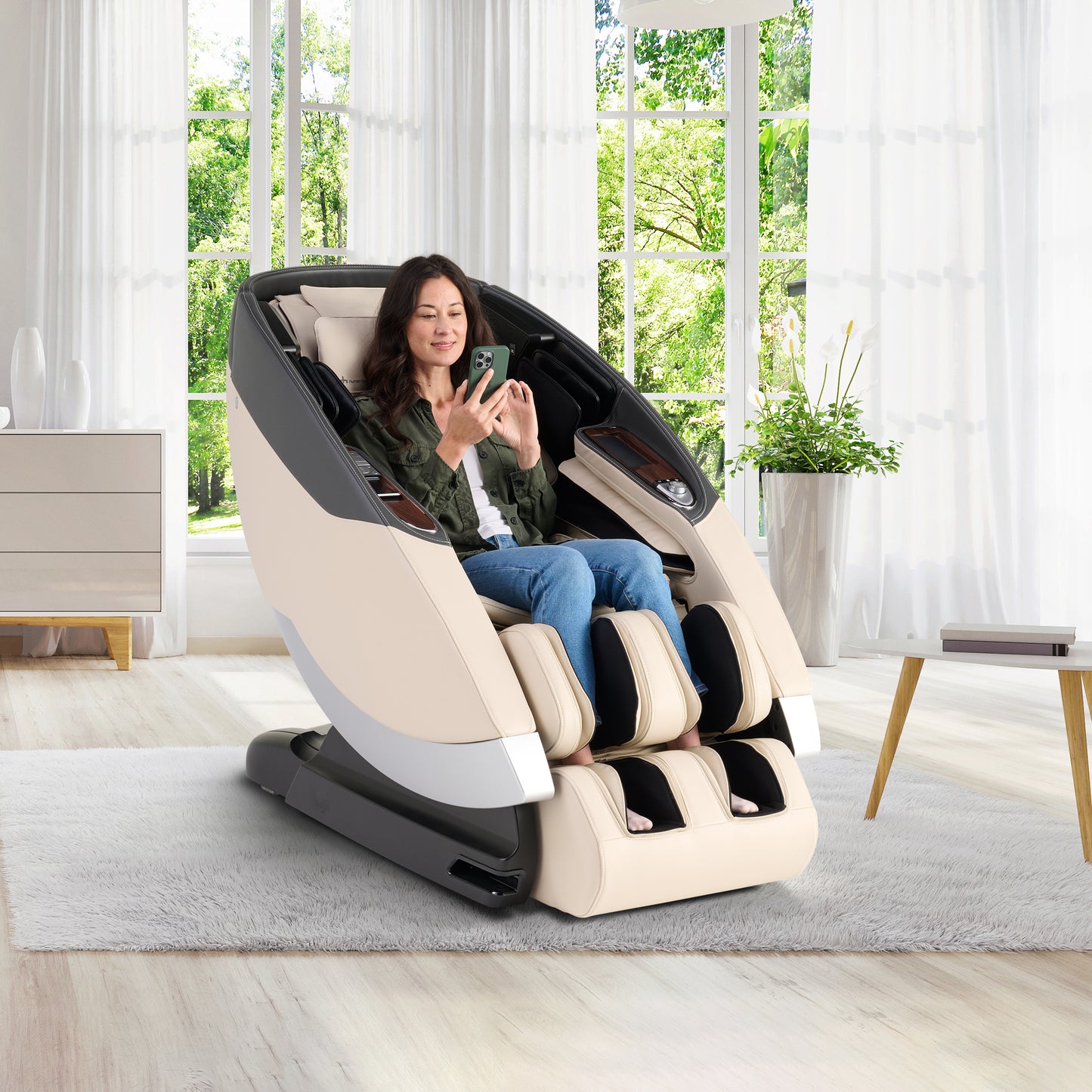SuperNovo 2.0 Massage Chair by Human Touch