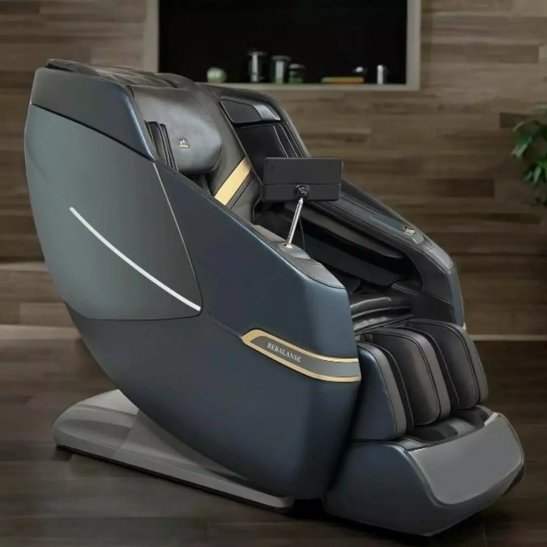 Twinstar-massage-chair-in-a-living-room-1